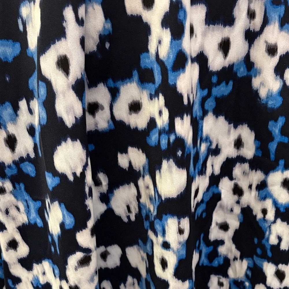 Ellen Tracy Floral Floral Midi Skirt - Pockets - Pleated, Lined, Black Blue